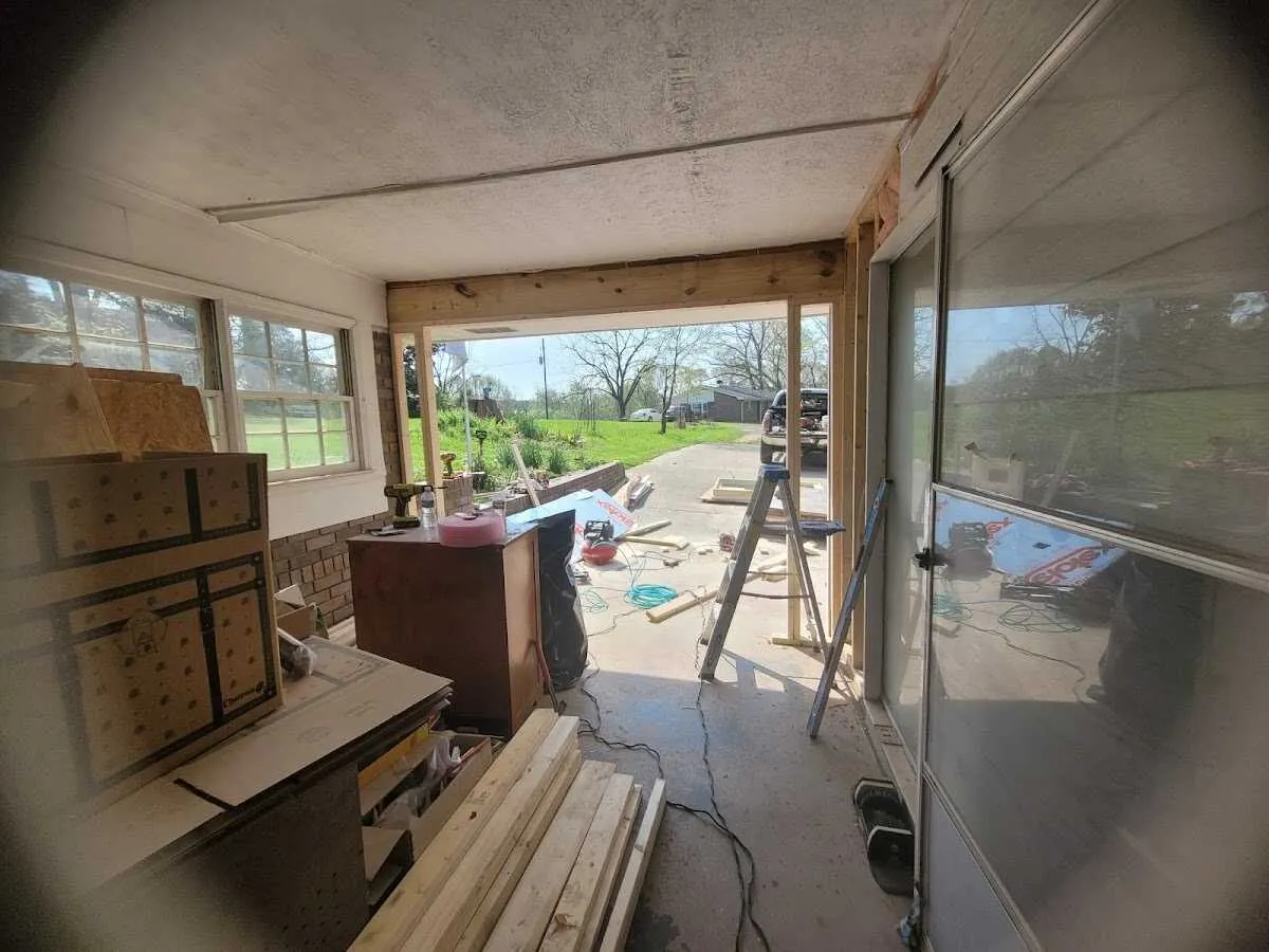 Air movers and dehumidifier for Water Mitigation Services in Farmingdale